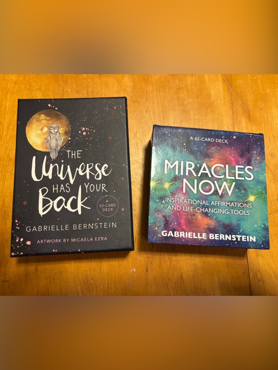 Hay House Other - Gabrielle Bernstein art and inspo card decks